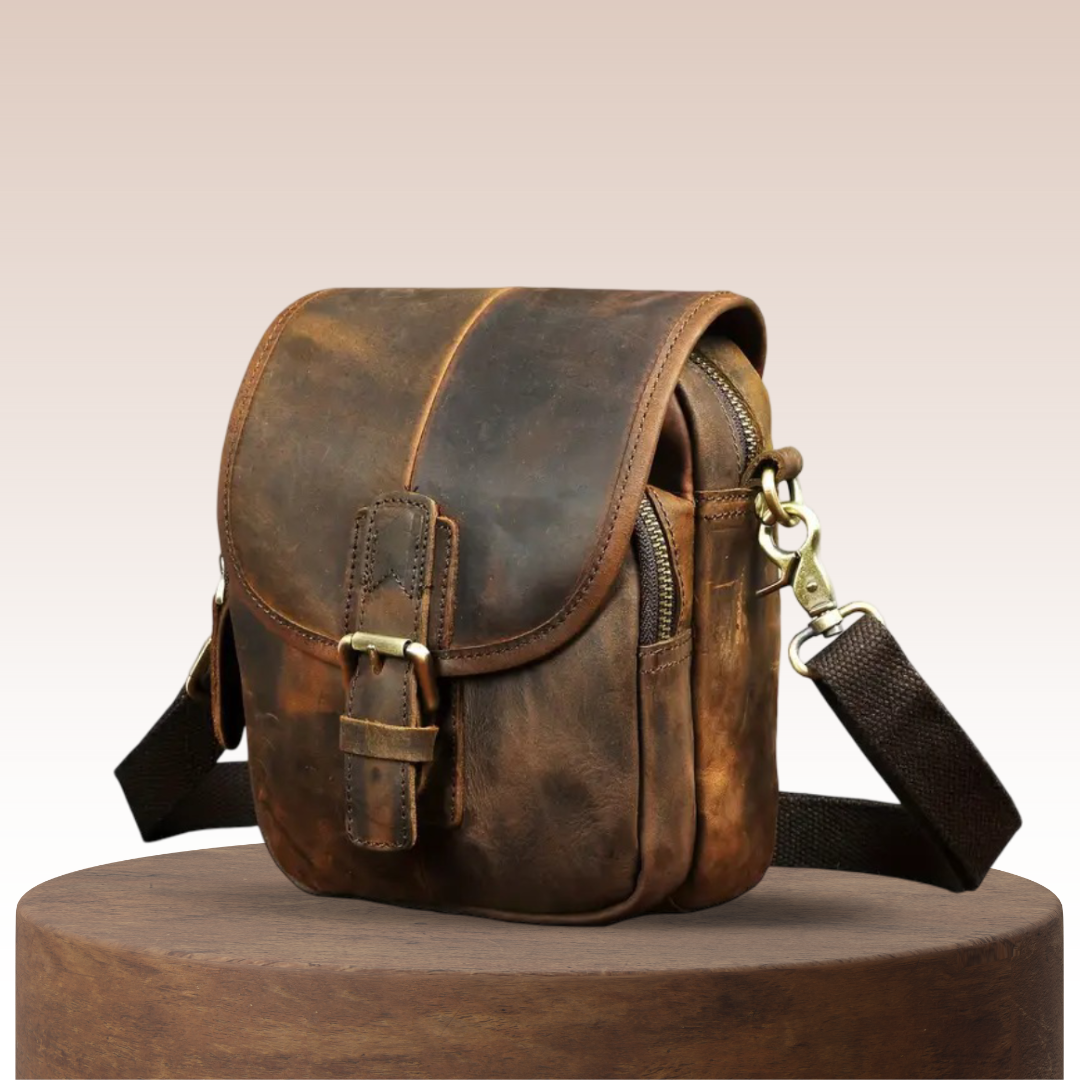 Nolan Crossbody Pouch