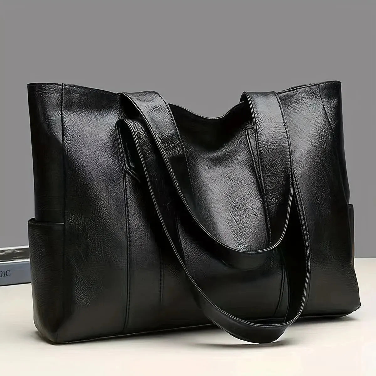 Lena | Klassisk Elegant Tidlløs