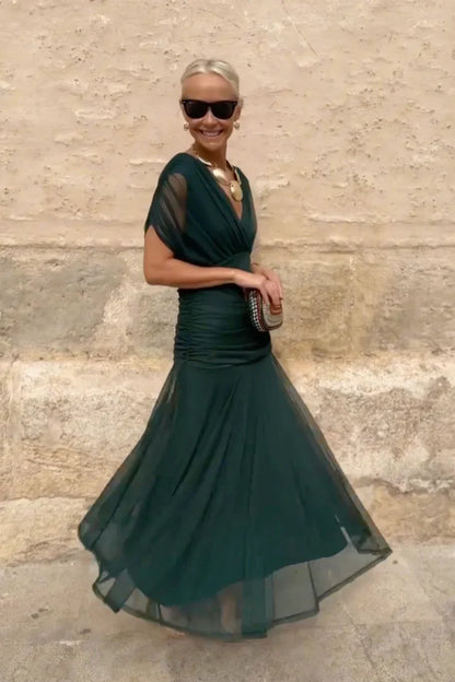 ISABELLA | Elegant Maxi Kjole med Smigrende Midje og Tidlaus Klasse