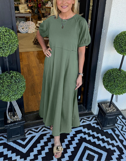 ODETTE | Puff-Erme Maxi for Flatterende Eleganse og Komfort