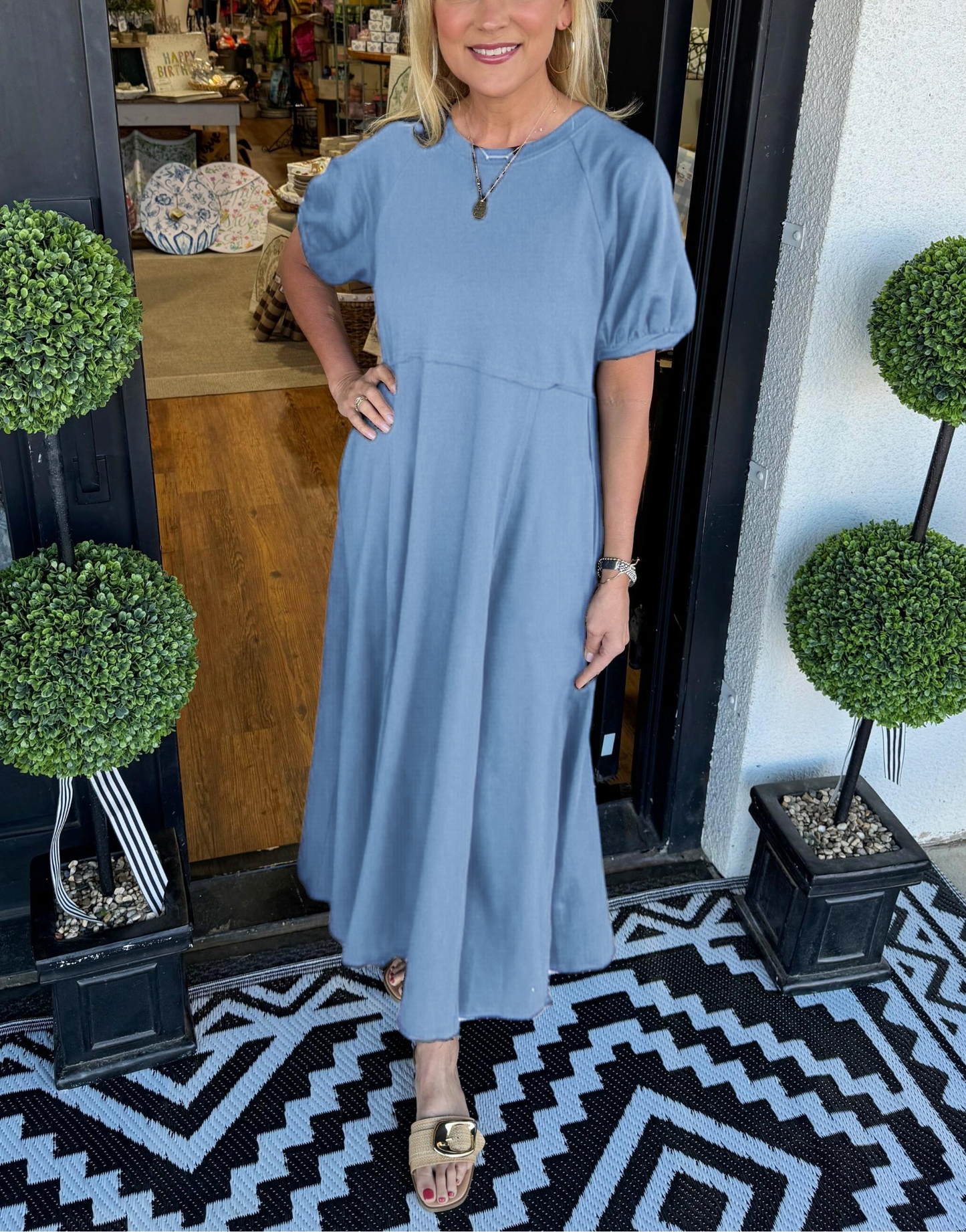 ODETTE | Puff-Erme Maxi for Flatterende Eleganse og Komfort