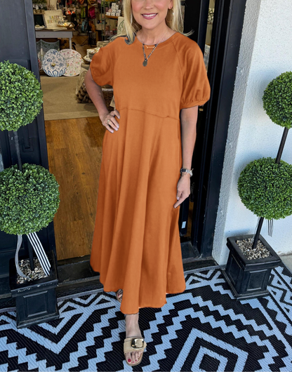 ODETTE | Puff-Erme Maxi for Flatterende Eleganse og Komfort