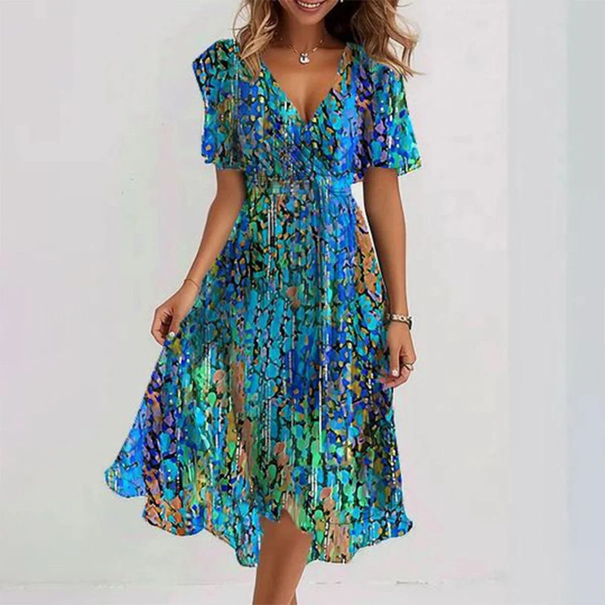 Arianna - Lett Korte Ermer Kjole med Elegant Print