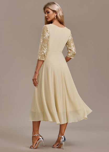 Elin™ | Champagnekjole med delikate broderier