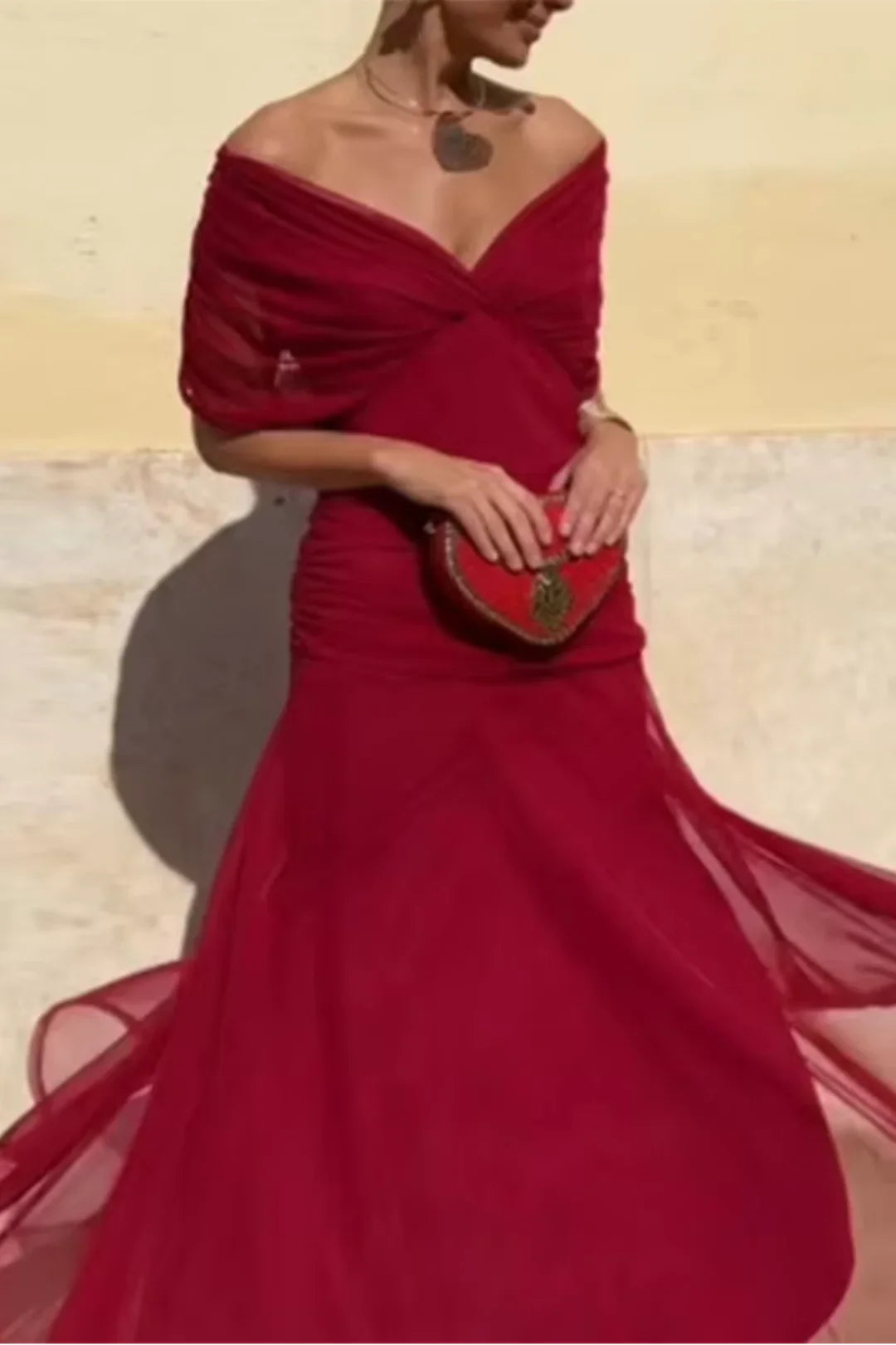 ISABELLA | Elegant Maxi Kjole med Smigrende Midje og Tidlaus Klasse