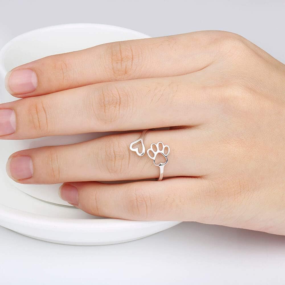 Håndlaget ring med pote og hjerte