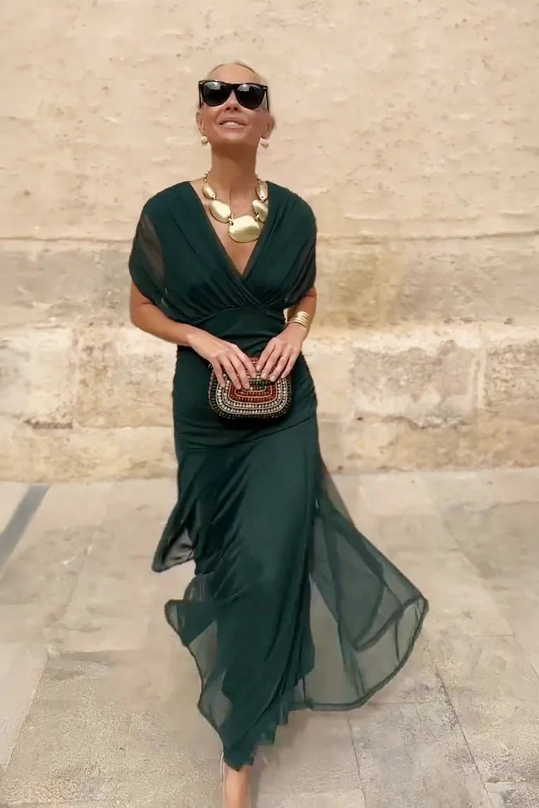 ISABELLA | Elegant Maxi Kjole med Smigrende Midje og Tidlaus Klasse