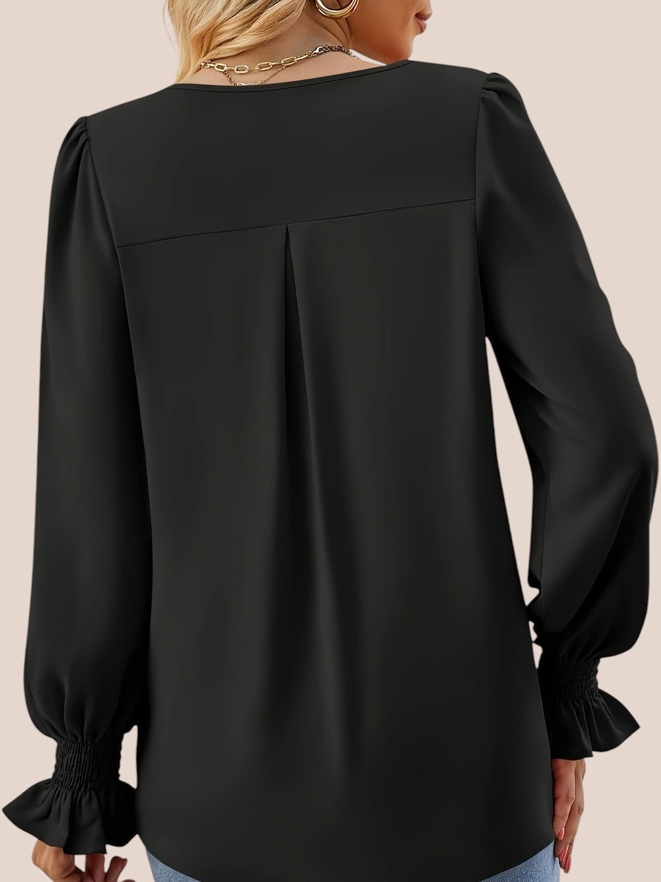 Mira | Elegant Bluse med V-hals