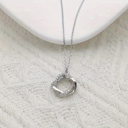 Elegant Gull Hängande Halskjede med Simulerte Diamanter