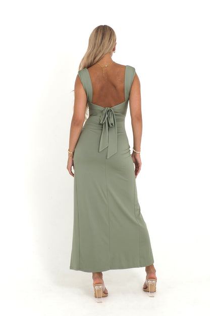 Odelet™ | Tidless Eleganse Kjole