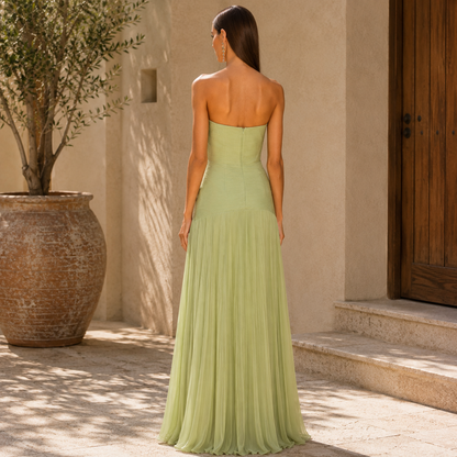 Almudena™ Kjole | Sofistikert Eleganse som Stiliserer med Delikatesse