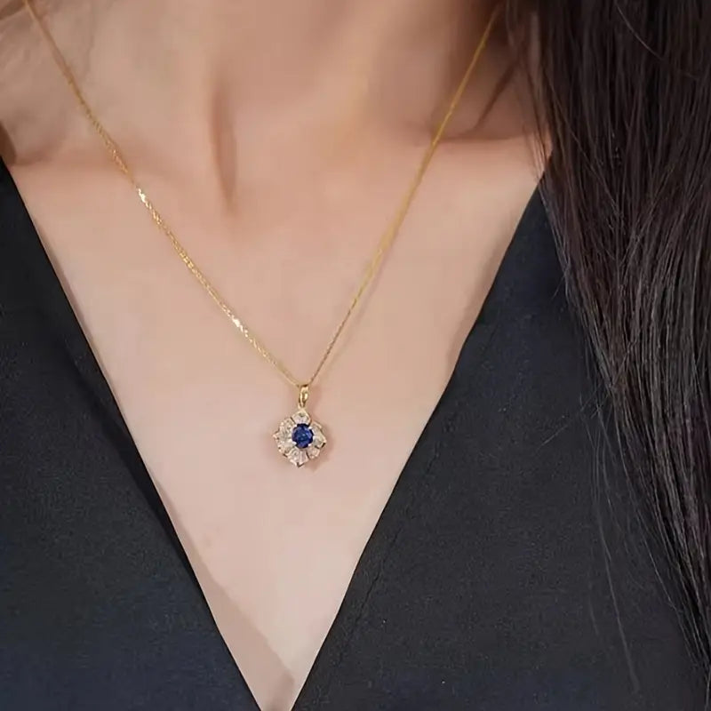 Kavella Noctazure Halsband |