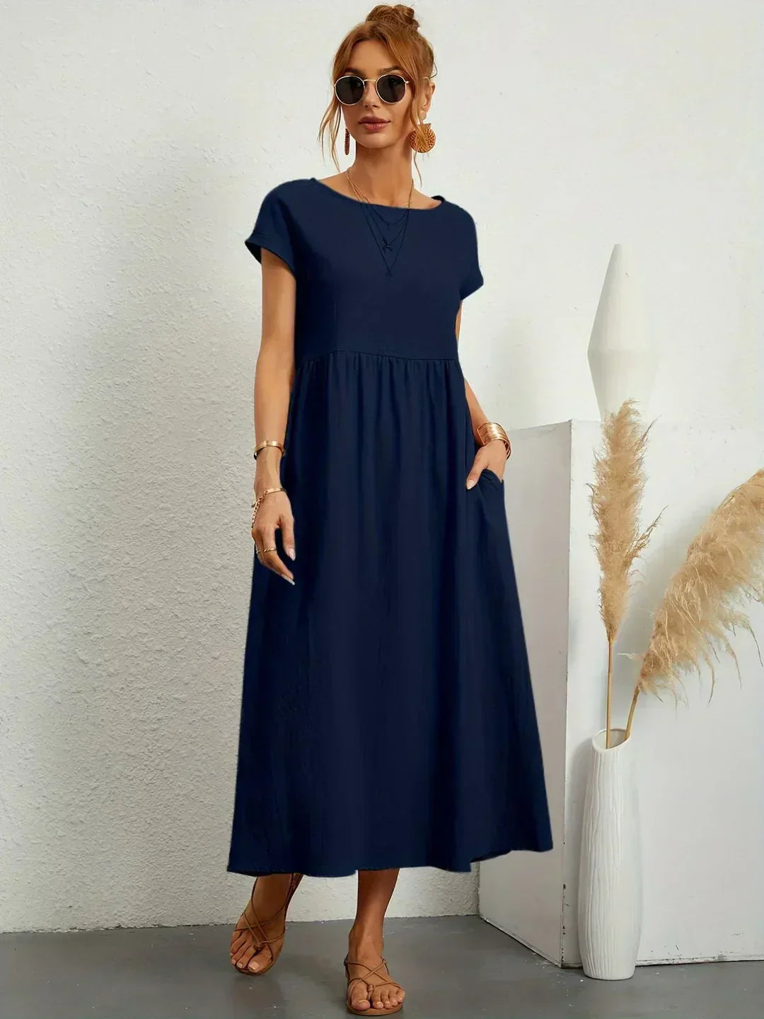 Ursina™ | Flytende Midi Kjole