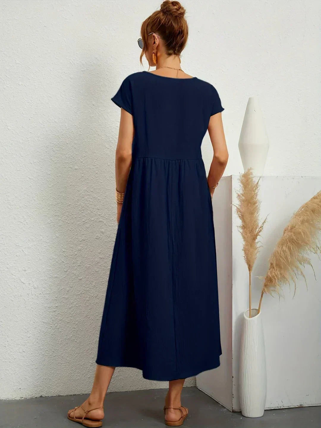 Ursina™ | Flytende Midi Kjole