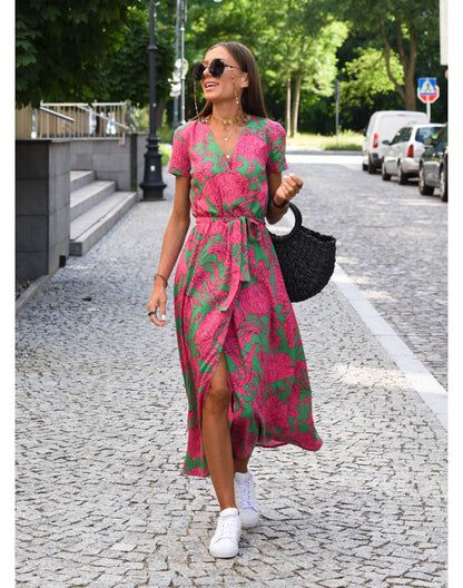 Talia™ | Stilig V-hals Blomsterkjole