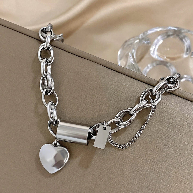 Elegant Hjerteformet Chunky Armbånd