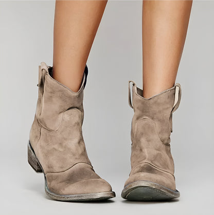 Roselle™ | Suede Støvletter med Bohemsk Ånd