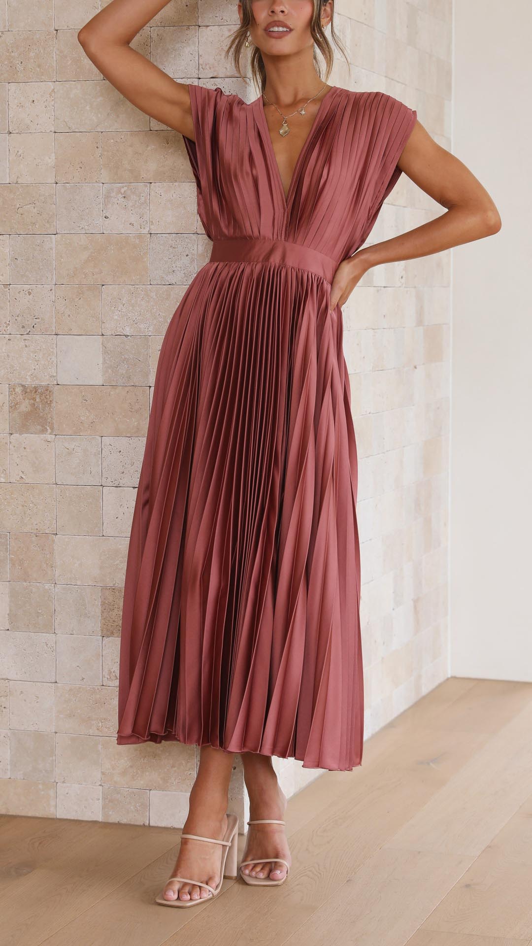 Isla | Elegant plissékjole