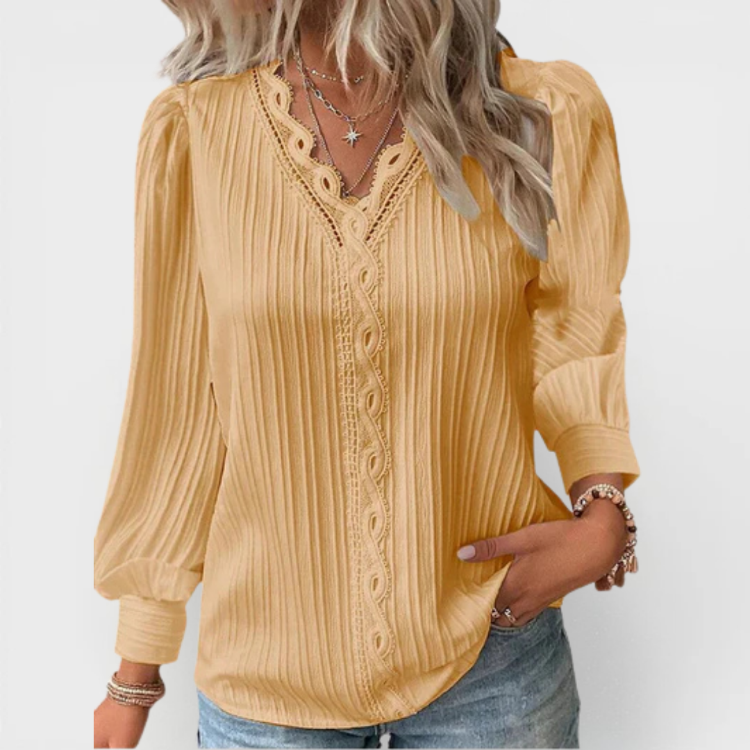 Andrea | Elegant Pullover Bluse