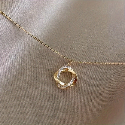 Elegant Gull Hängande Halskjede med Simulerte Diamanter