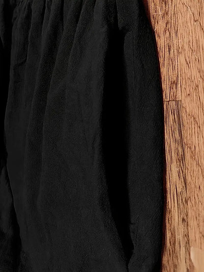 Leonor med Lommer Kjole