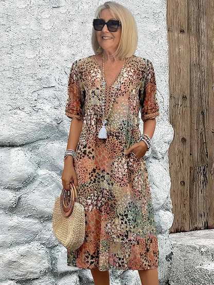 CALLIE | Livlig Midi Kjole Flatterende Passform Uanstrengt Stil