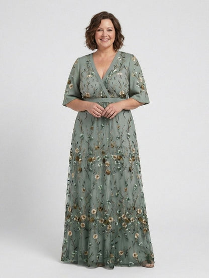 Evadne | Brodert V-hals Maxi Kjole