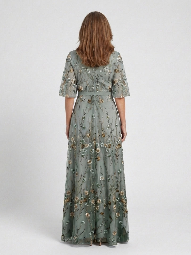 Evadne | Brodert V-hals Maxi Kjole
