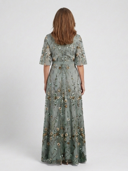 Evadne | Brodert V-hals Maxi Kjole
