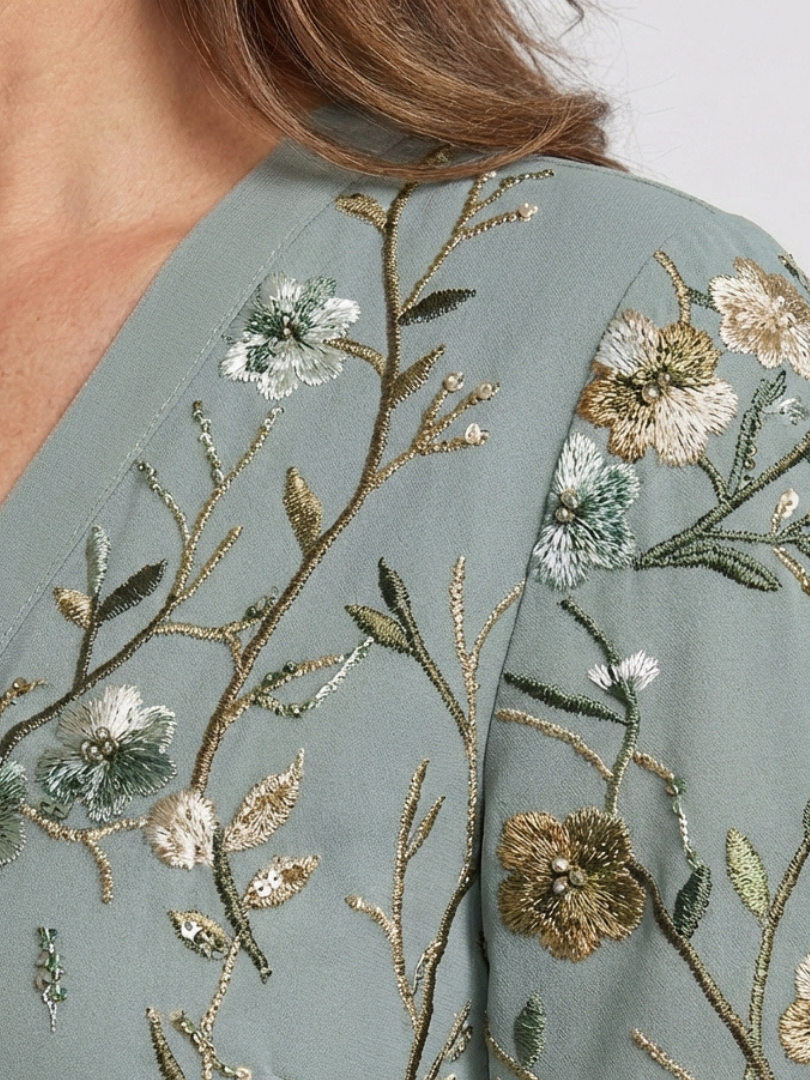 Evadne | Brodert V-hals Maxi Kjole