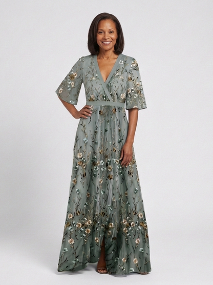 Evadne | Brodert V-hals Maxi Kjole