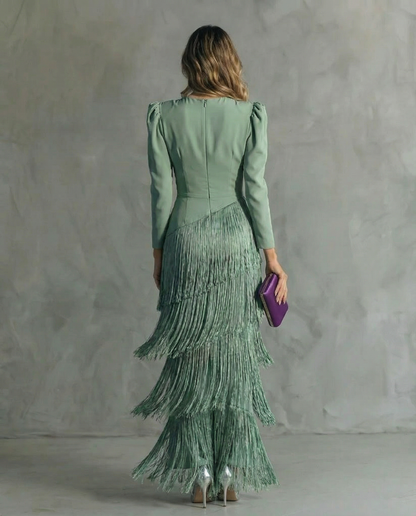Chiara – Elegant Kjole med Frynseermer