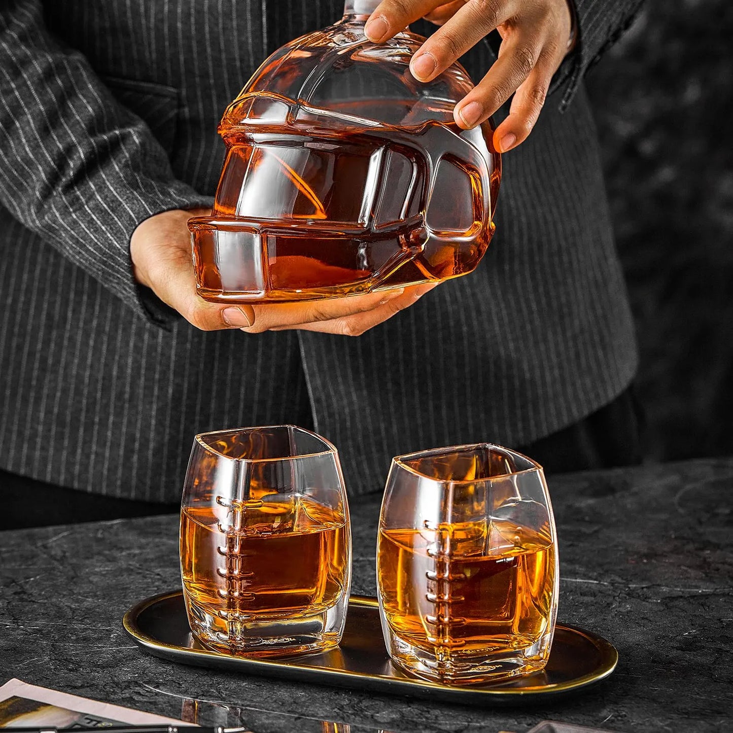 Whiskeyflaske - Rugby Set Utgave med Glass