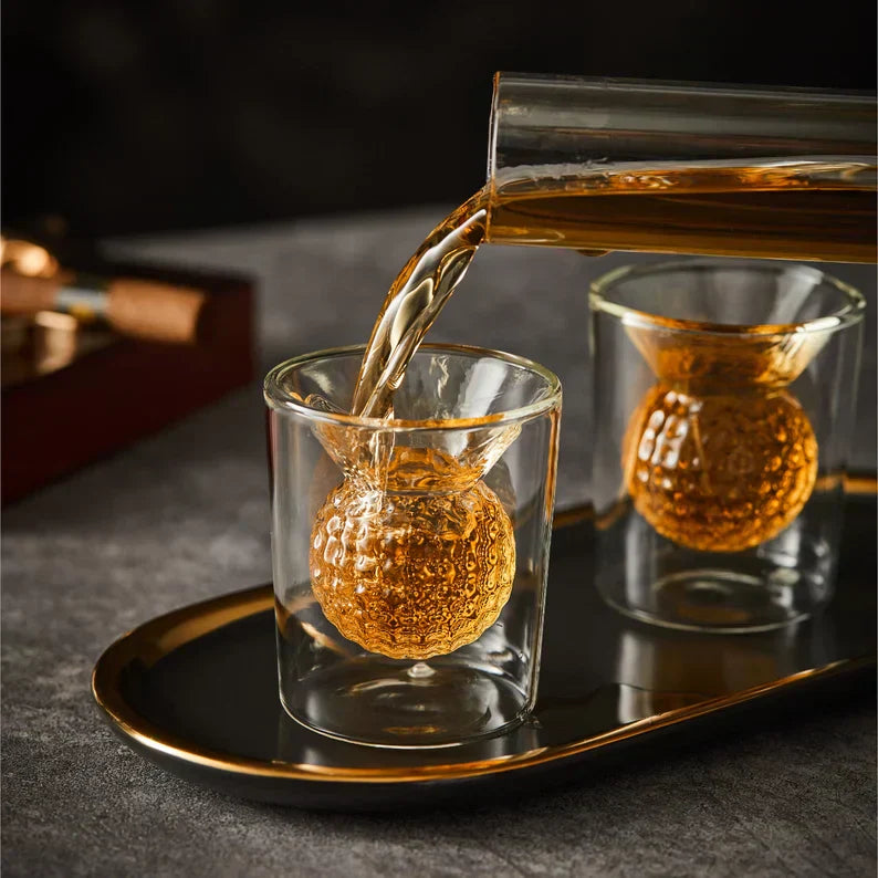 Whiskyflaske - Golfklubbsett-utgave med glass